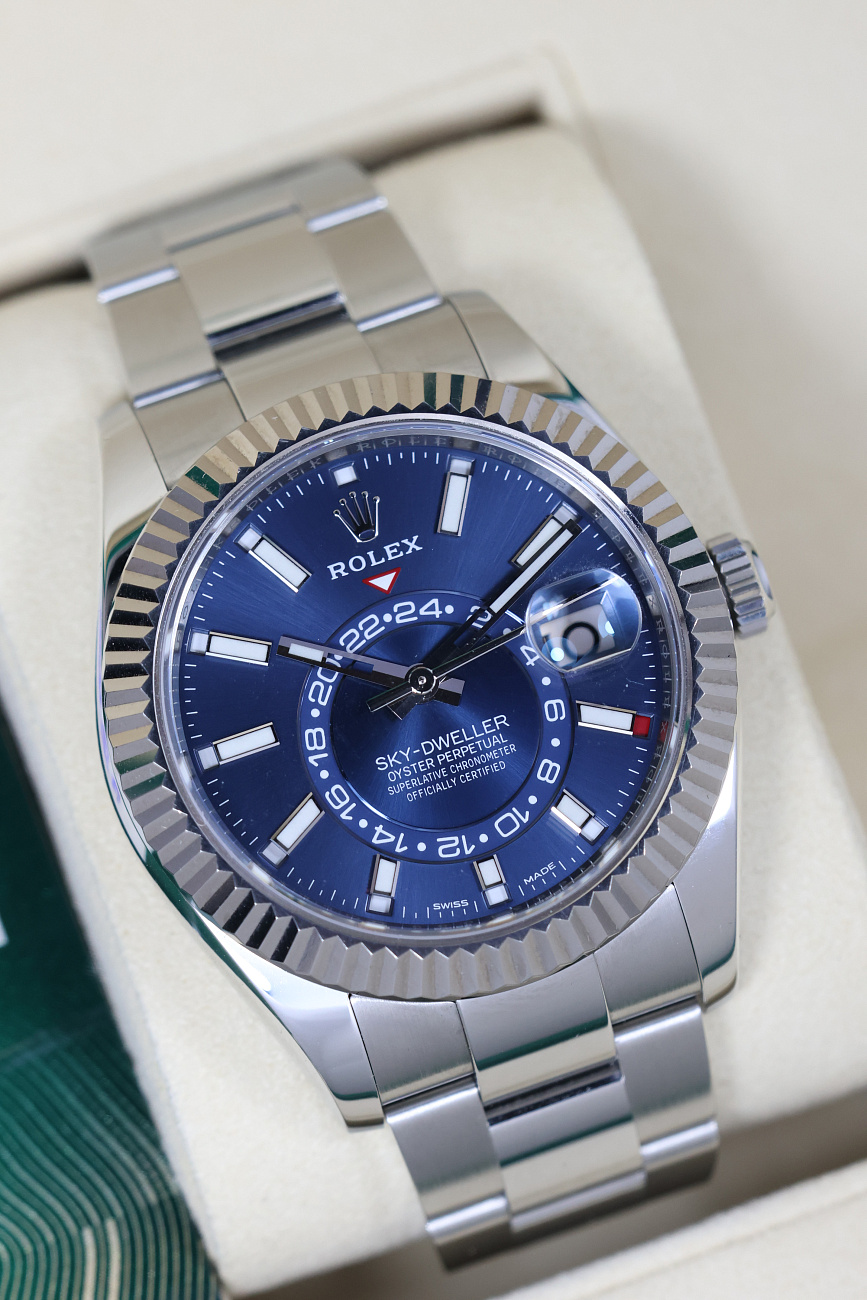 Часы Rolex  Sky-Dweller Steel Blue Dial  326934
