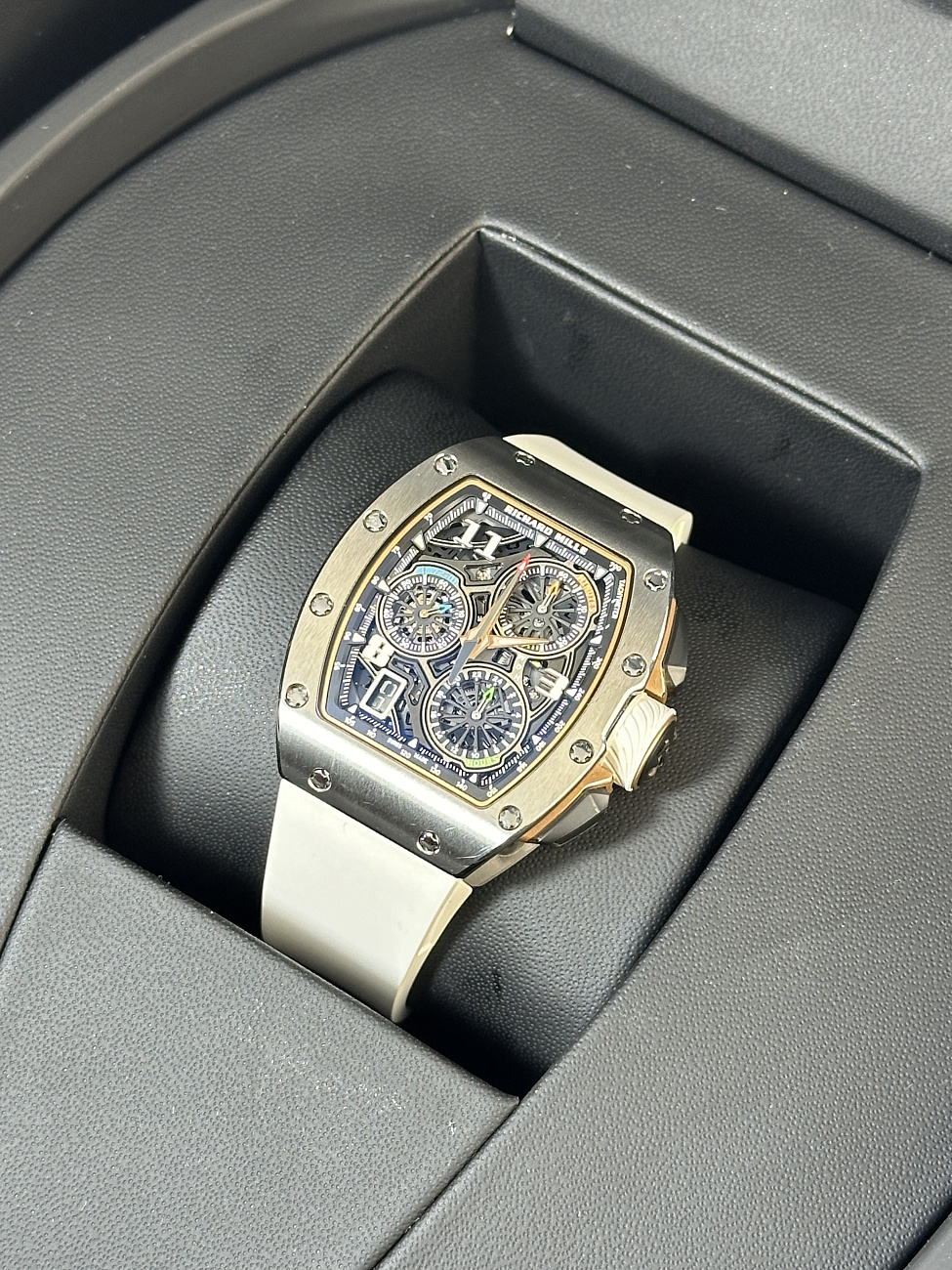 Часы Richard Mille  Lifestyle Automatic Chronograph  RM72-01