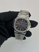 Часы Patek Philippe  Nautilus  5711/1A-010