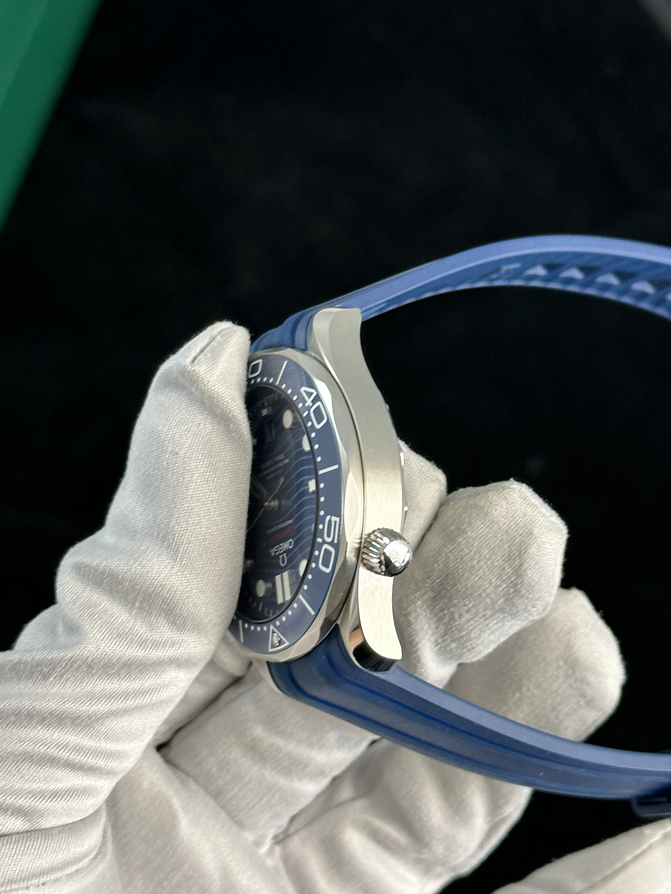 Часы Omega  Seamaster Diver 300M Co‑Axial Master Chronometer 42 Mm  210.32.42.20.03.001