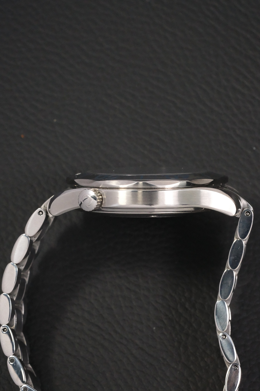 Часы Omega  Seamaster 41Mm Electric Blue Quartz  22658000