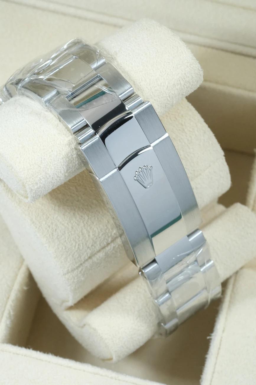 Часы Rolex  Sky-Dweller Blue Dial Oyster Bracelet  326934