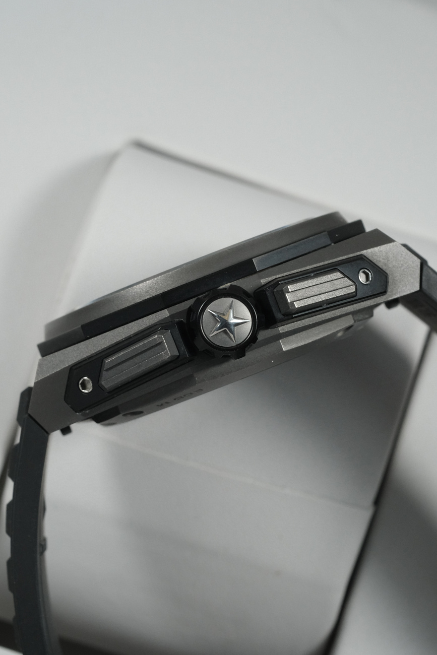 Часы Zenith  El Primero Defy 21  97.9100.9004/02.i001