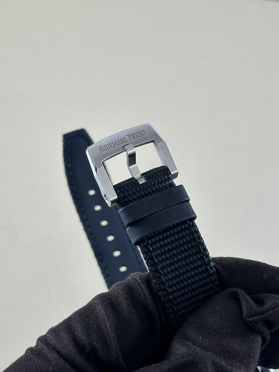 Часы Audemars Piguet  Code 11.59 By Audemars Piguet Starwheel  15212NB.OO.A002KB.01