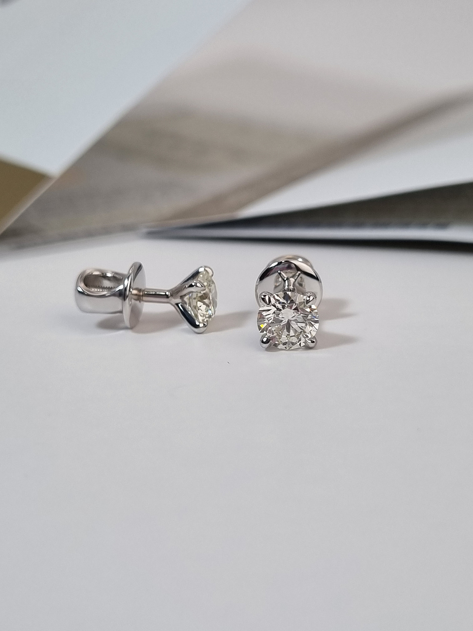 Украшение NO NAME  Серьги С Бриллиантами 0,53/0,54 Ct. K/Vs2   