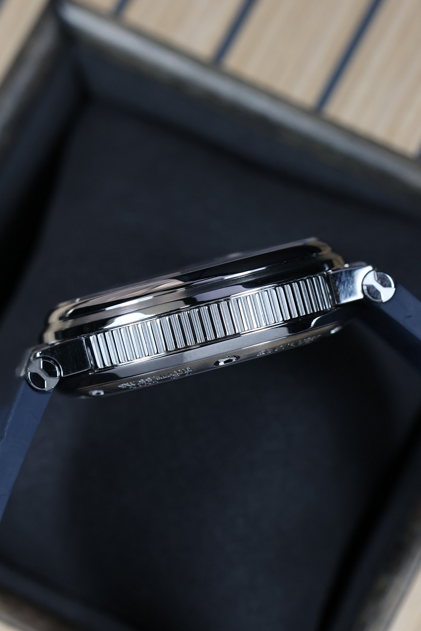 Часы Breguet  Marine Chronograph Titanium  5527TI/Y1/5WV