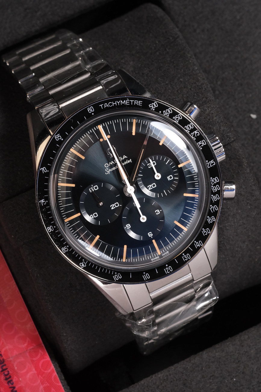 Часы Omega  SPEEDMASTER FIRST OMEGA IN SPACE   310.30.40.50.06.001