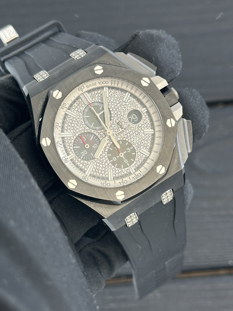 Часы Audemars Piguet  Royal Oak Offshore Chronograph 44Mm Custom Diamonds Fix  26405CE.OO.A002CA.013CR.01FIX