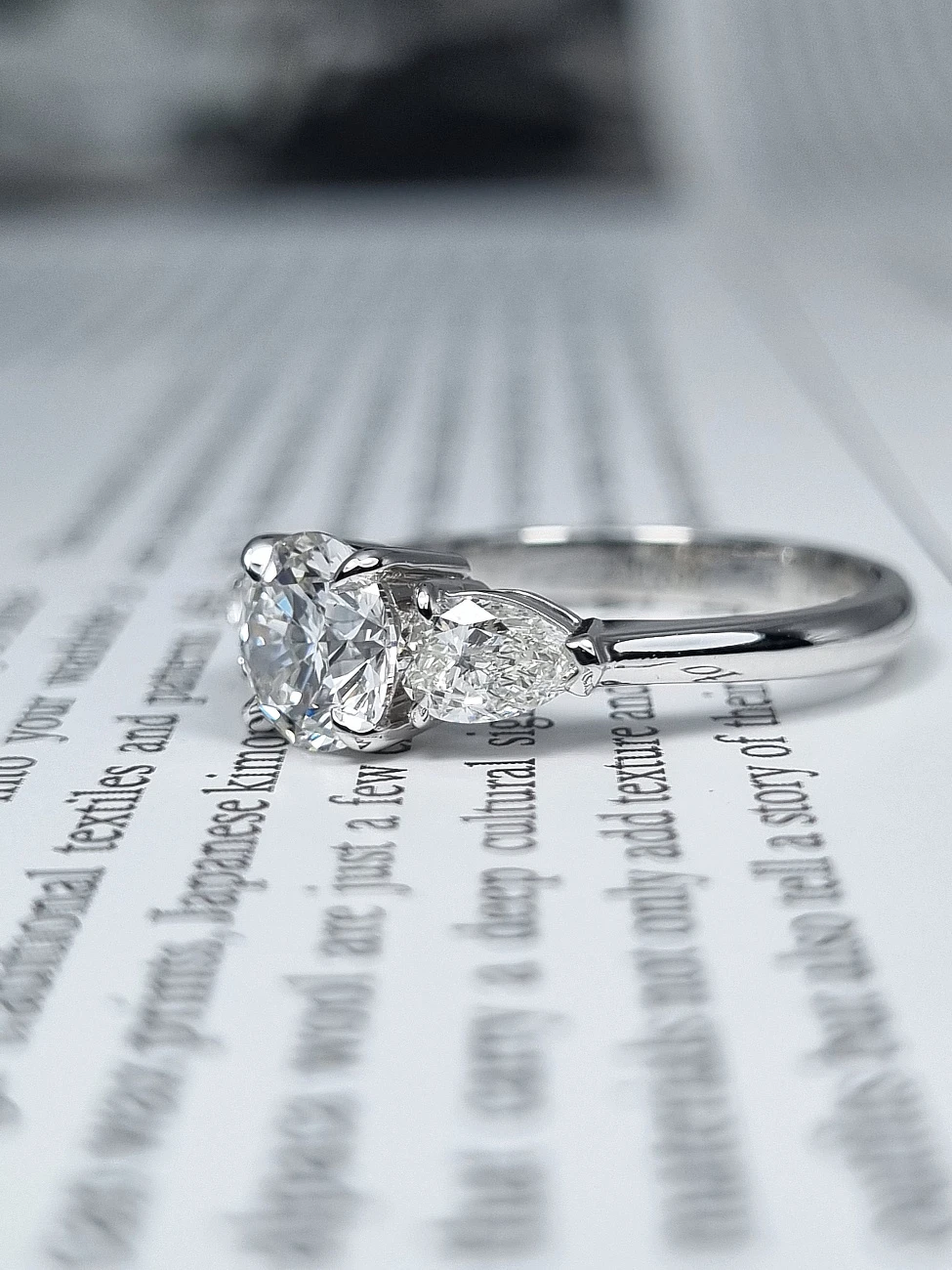 Украшение GIA  Кольцо с бриллиантом 1,03 ct. G/VVS2 (3 Excellent)   