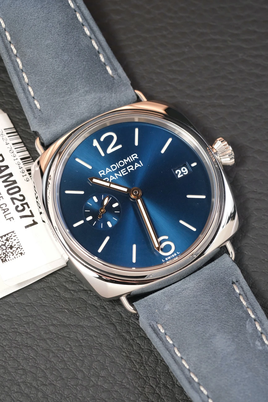 Часы Panerai  Radiomir Quaranta 40 Mm  PAM01571