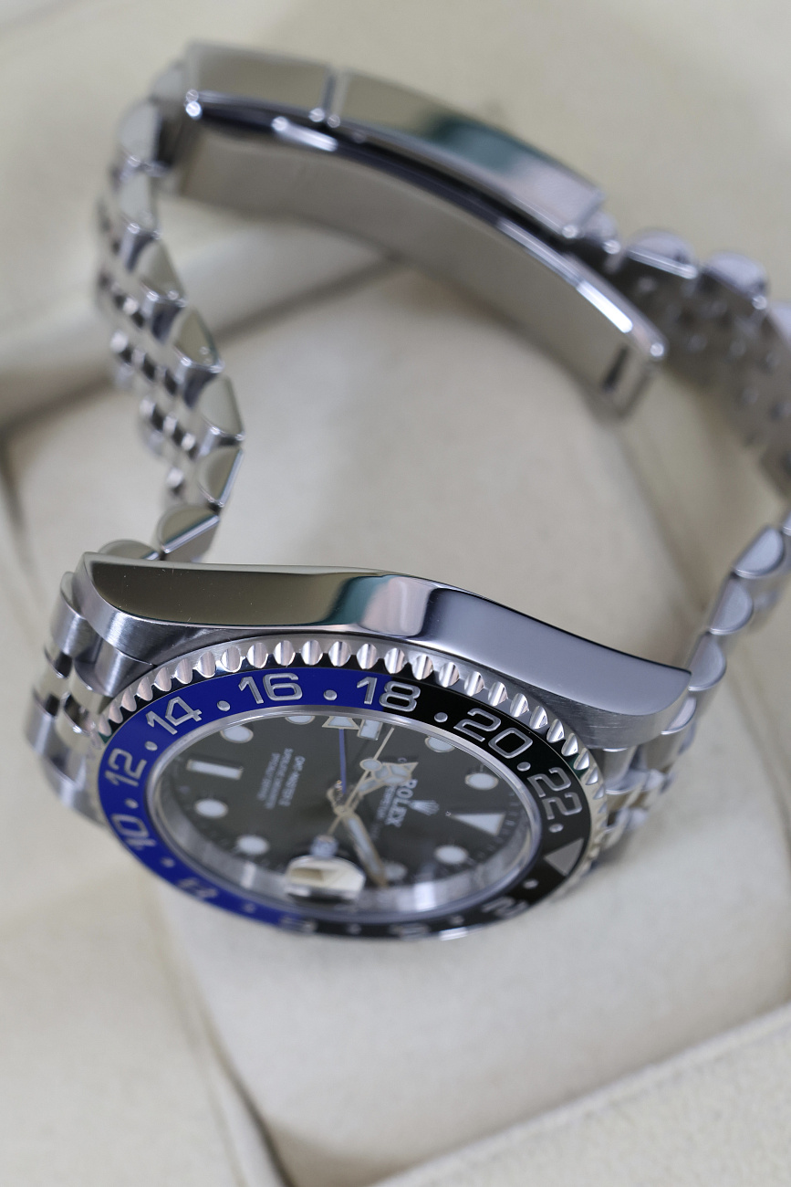 Часы Rolex  Gmt-Master Ii Batman  126710BLNR