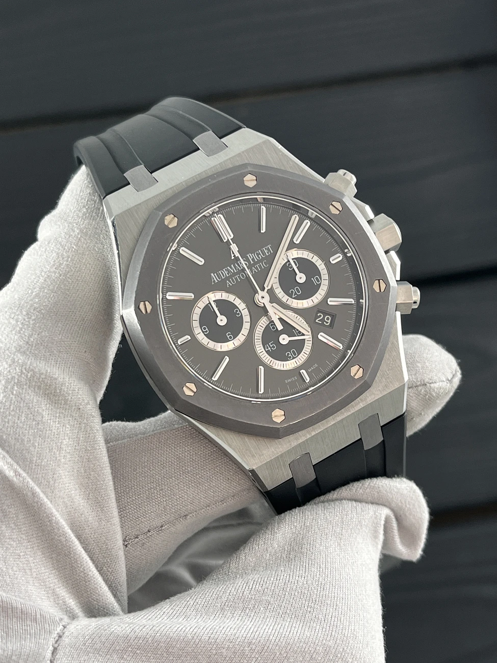 Часы Audemars Piguet  Leo Messi Limited Edition Chronograph  26325TS.OO.D005CR.01