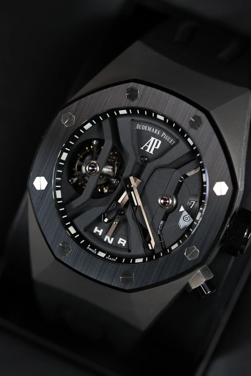 Часы Audemars Piguet  Royal Oak Concept Gmt Tourbillon 44 Mm  26560IO.OO.D002CA.01