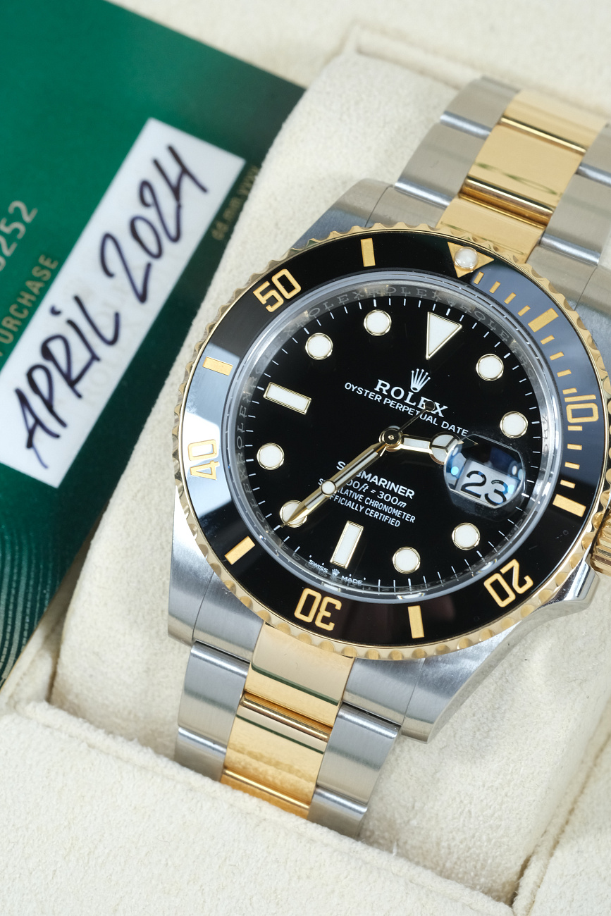 Часы Rolex  Submariner Steel & Yellow Gold Black Dial  126613LN