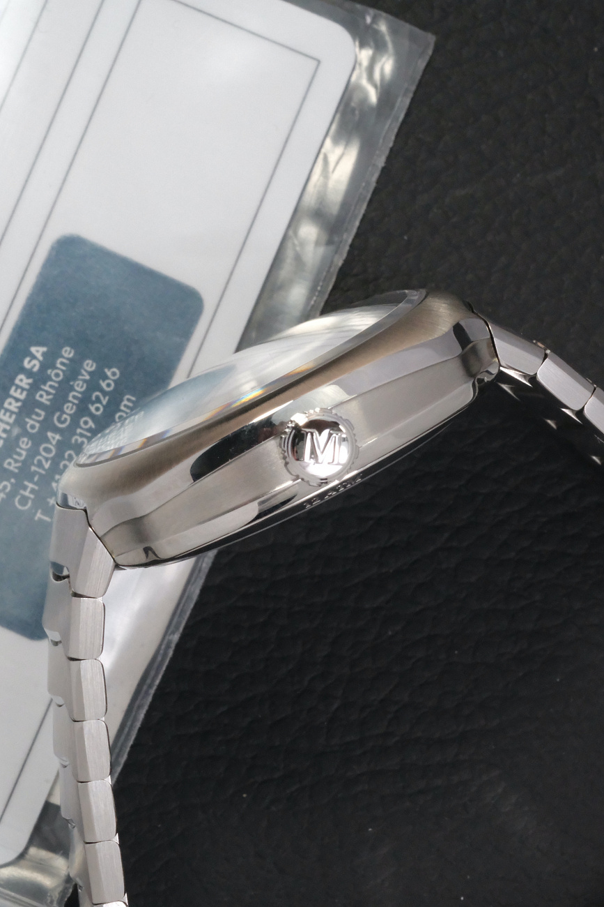 Часы H. Moser & Cie  Streamliner Centre Seconds Purple Haze  6201-1201