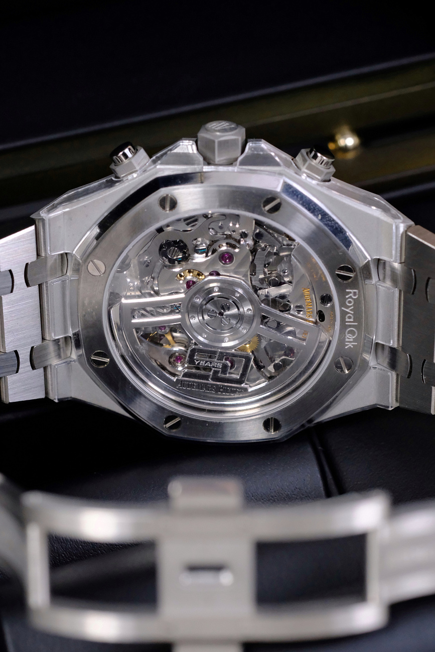 Часы Audemars Piguet  Royal Oak Chronograph Green Dial 41Mm 50Th Anniversary «50-Летний Юбилей»  26240ST.OO.1320ST.04