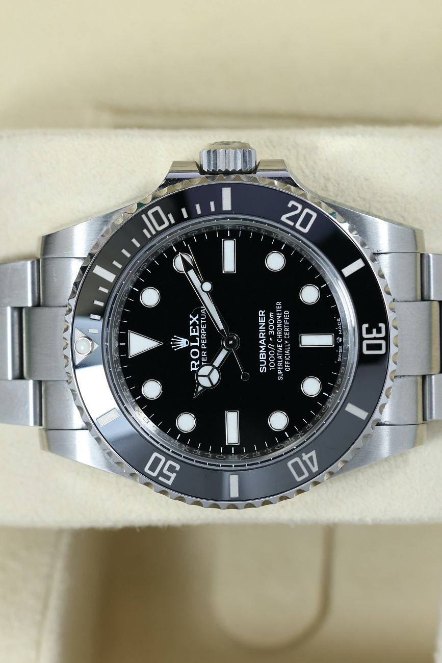 Часы Rolex  Submariner No Date Steel  124060