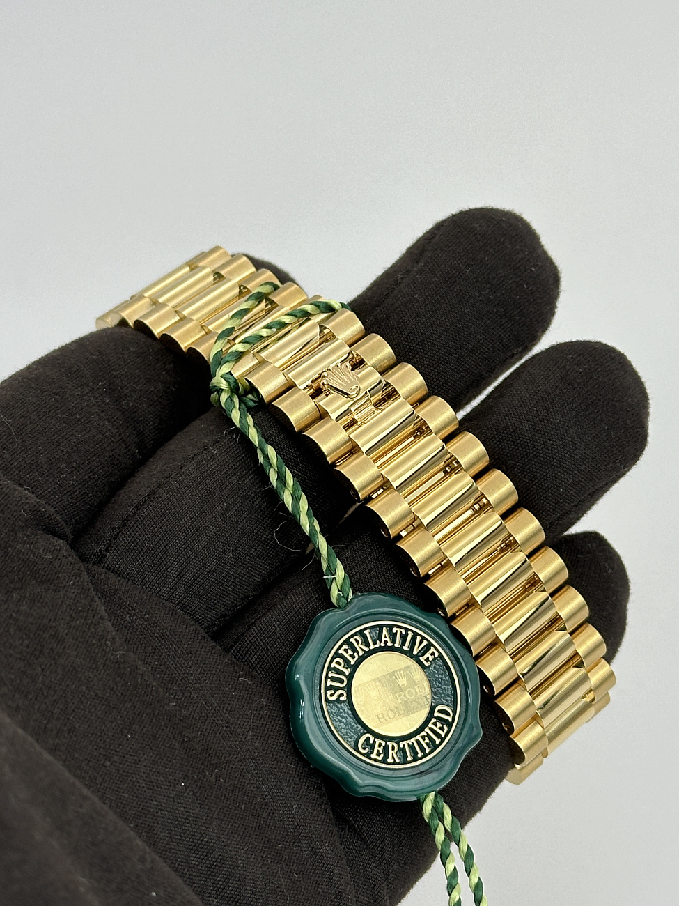 Часы Rolex  Day Date Yellow Gold Diamonds  228238-0004