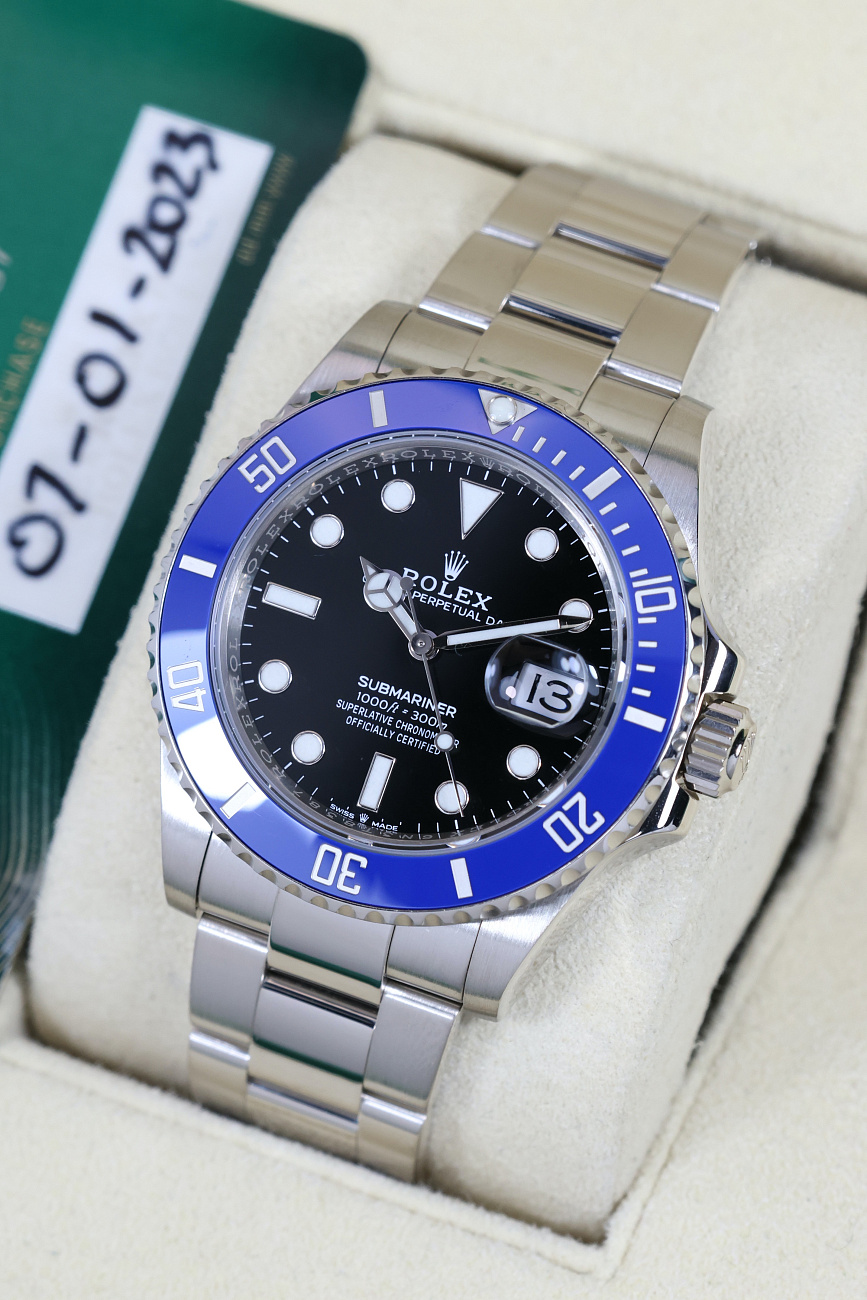 Часы Rolex  Oyster Perpetual White Gold Submariner Date  126619LB