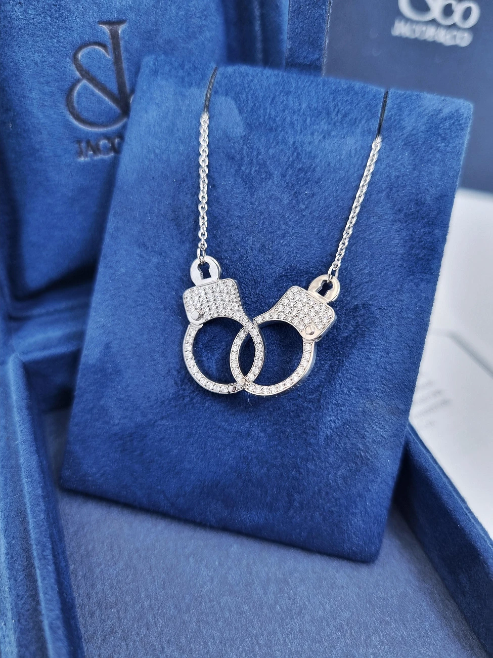 Украшение Jacob &amp; Co  Love Lockdown Interlocking Diamond Necklace  92457630 