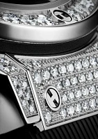 Заказать Hublot  Classic Fusion Titanium Pave  581.NX.1470.RX.1704