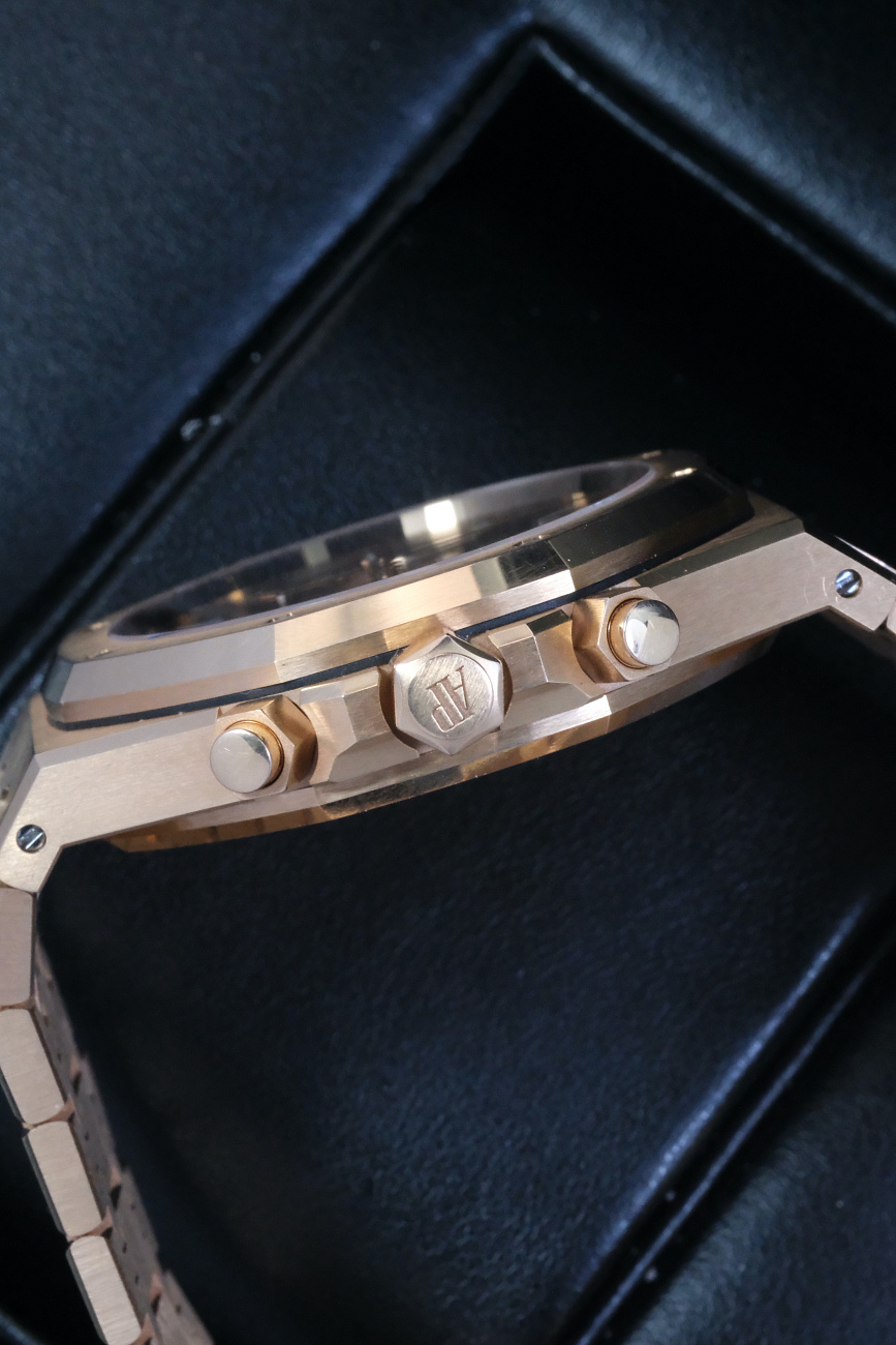 Часы Audemars Piguet  Royal Oak Chronograph 41 Mm Chocolate Dial  26331OR.OO.D821CR.01