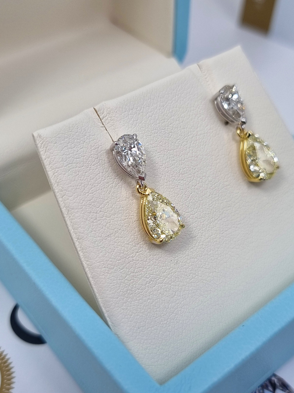 Украшение NO NAME  Серьги 1,51/1,51 Ct. U To V Range/Vvs2   