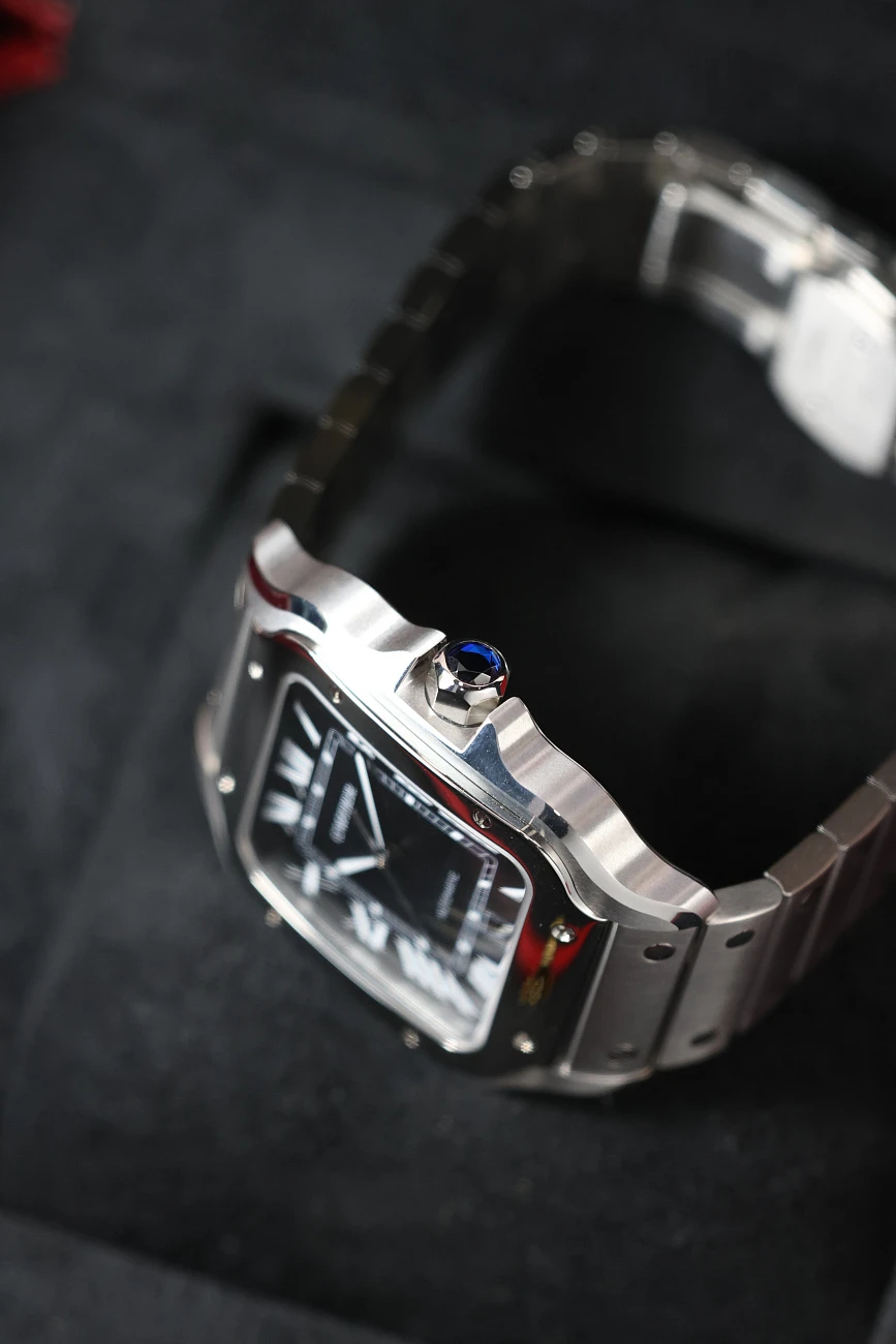 Часы Cartier  Santos De Cartier Large Model Black Dial  WSSA0096