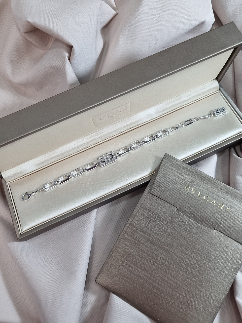 Украшение Bvlgari  Parentesi Diamond Bracelet   