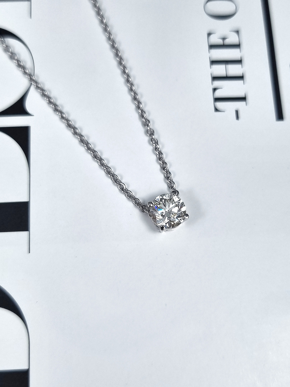 Украшение GIA  Подвеска с бриллиантом 0,99 ct. J/VS1 (3 excellent)   