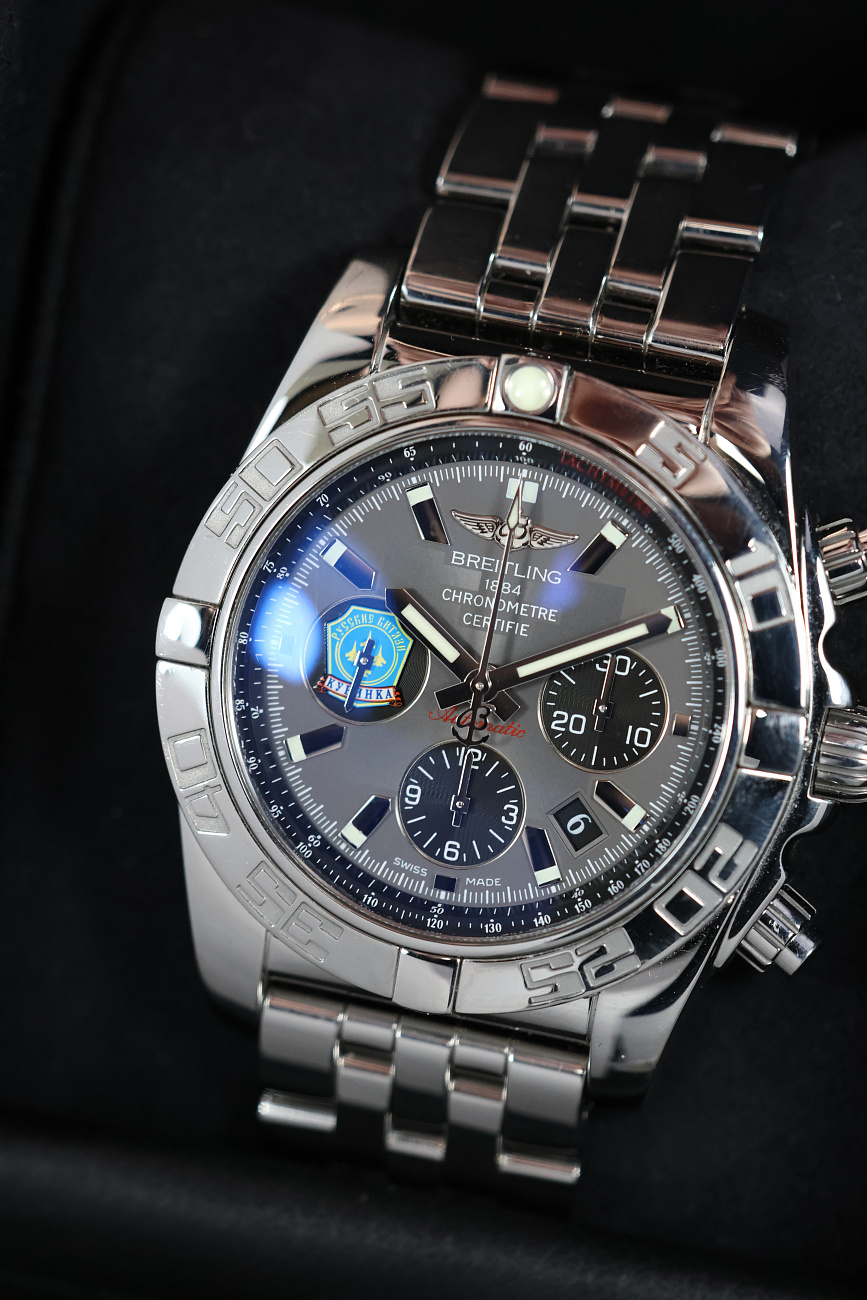 Часы Breitling  Breitling Chronomat Airborne Russian Knights «Русские Витязи» 44 mm   AB01109K/F567/375A 