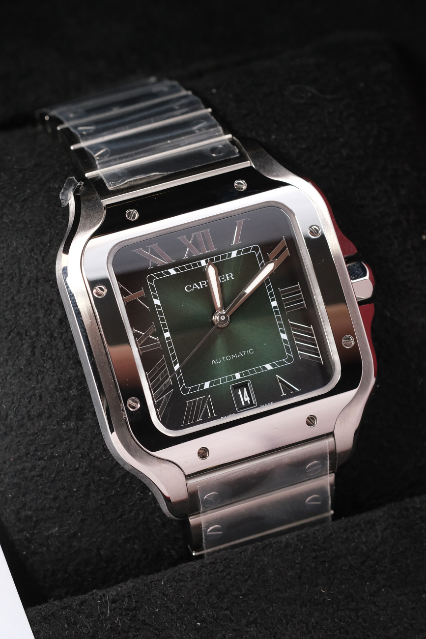 Часы Cartier  Santos De Cartier Green Dial  WSSA0062
