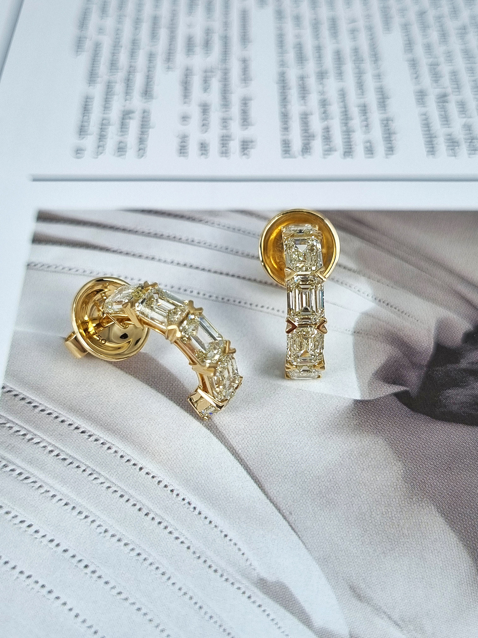 Украшение No Name  Серьги с бриллиантами 4,47 ct. (Emerald cut)   