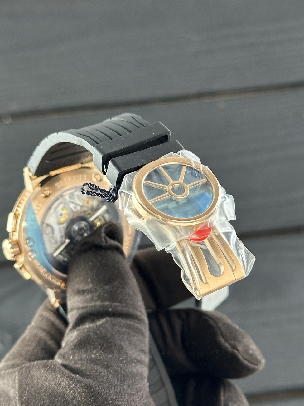 Часы Breguet  Marine Chronograph Rose Gold Dark Dial  5527BR/G3/9WV