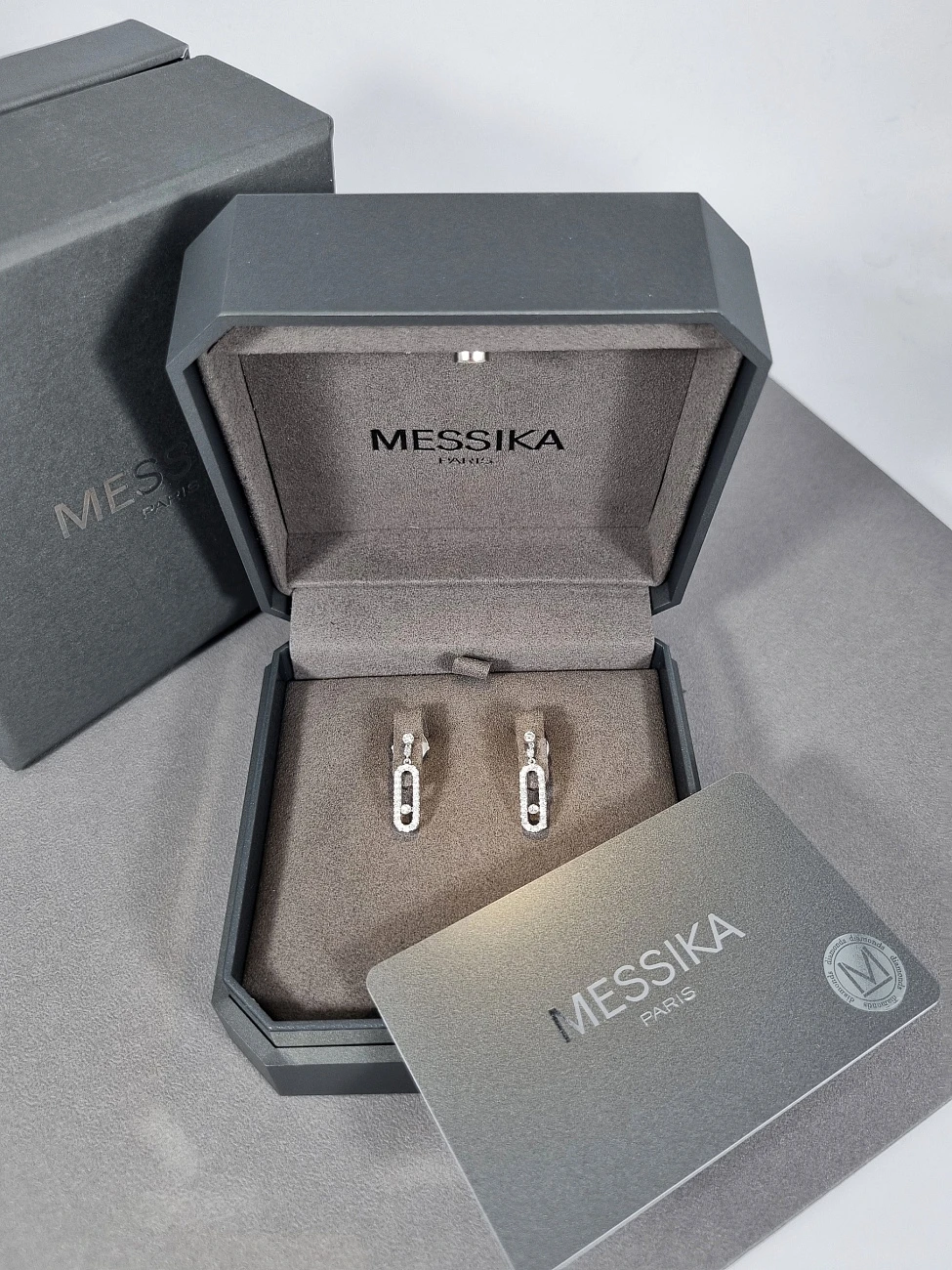 Украшение Messika  Move Uno Stud  Move Uno stud diamond earrings 5631 