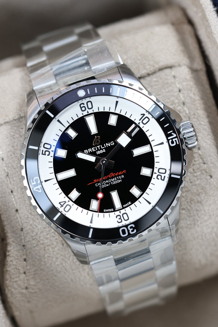 Часы Breitling  Superocean 42  A17375211B1A1