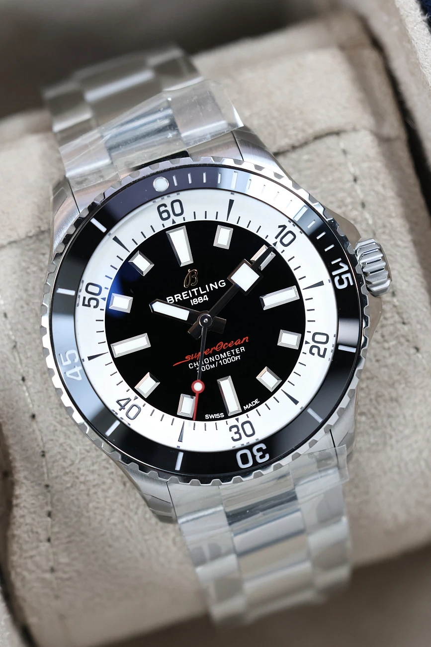 Часы Breitling  Superocean 42  A17375211B1A1