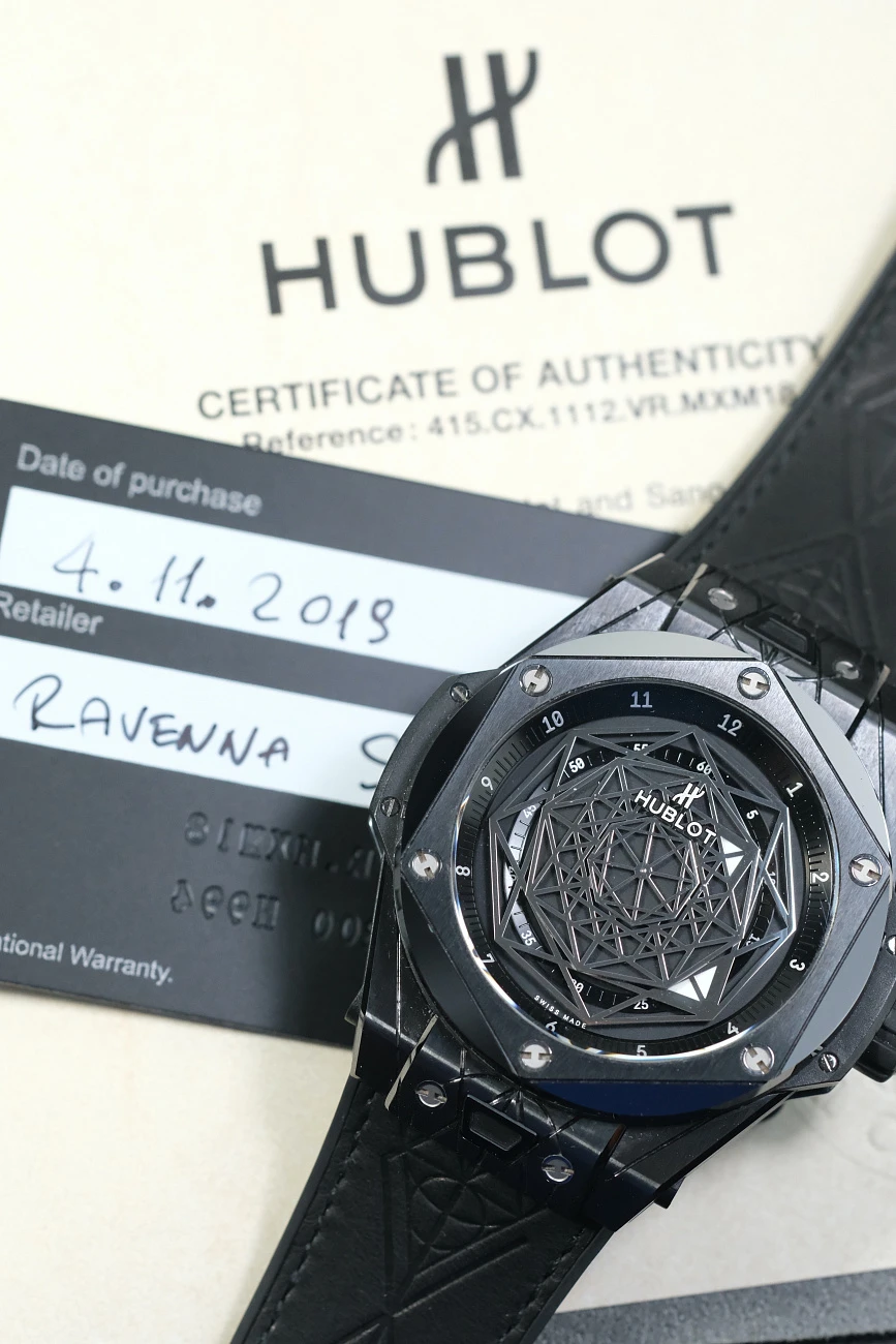 Часы Hublot  Big Bang Unico Sang Bleu Black Magic  415.CX.1112.VR.MXM18 