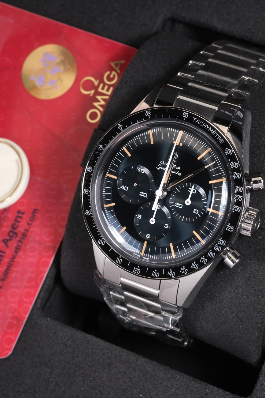 Часы Omega  SPEEDMASTER FIRST OMEGA IN SPACE   310.30.40.50.06.001