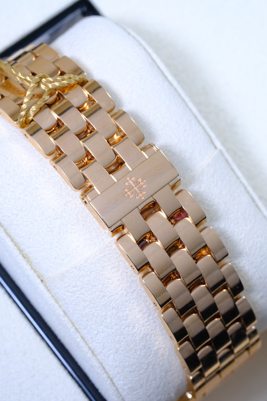 Часы Patek Philippe  Grand Complications Perpetual Calendar Chronograph  5270/1R-001