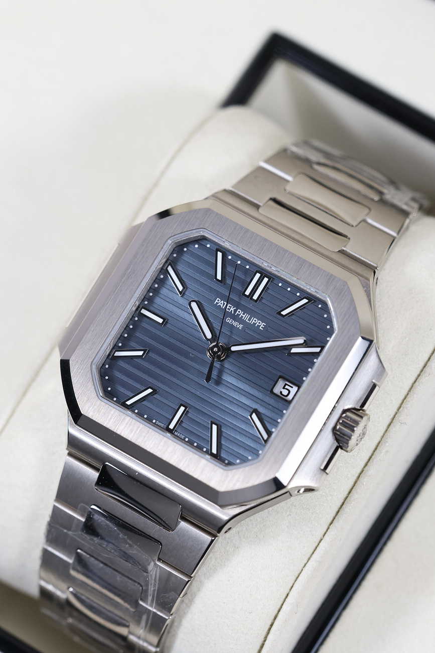 Часы Patek Philippe  Cubitus White Gold  7128/1G-001