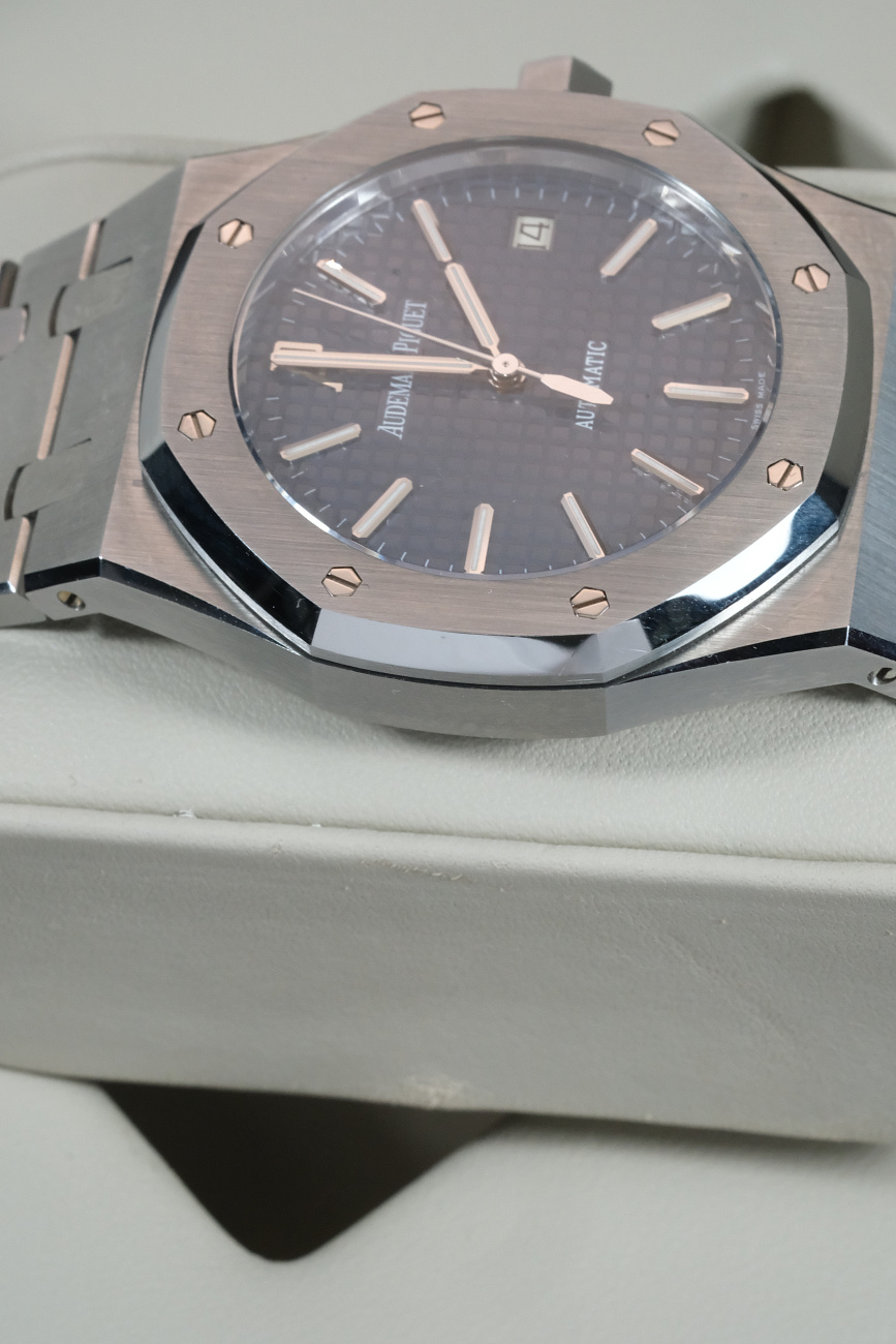 Audemars Piguet в наличии в Москве в &quot;Мануфактуре&quot;! 