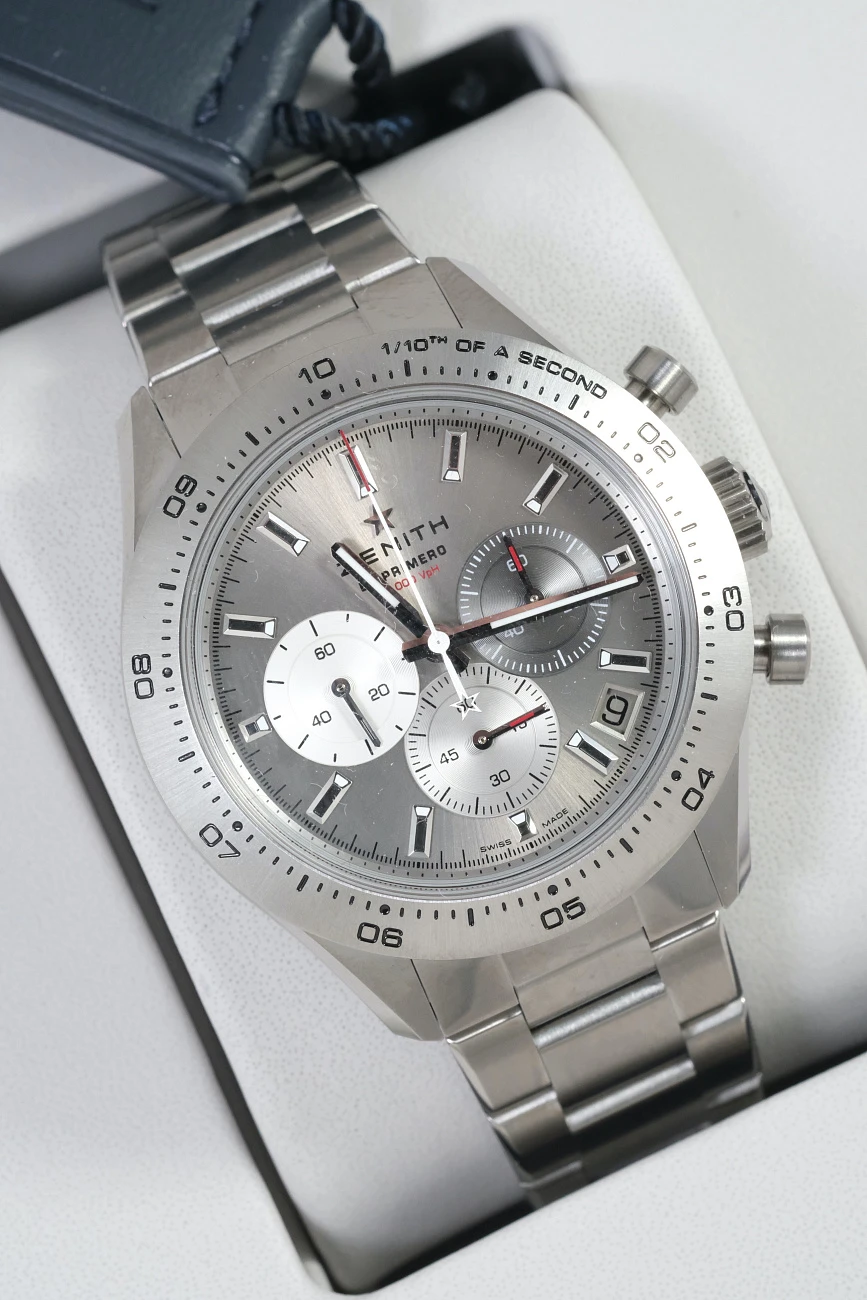 Часы Zenith  Chronomaster El Primero Sport Titanium  95.3100.3600/39.M3100