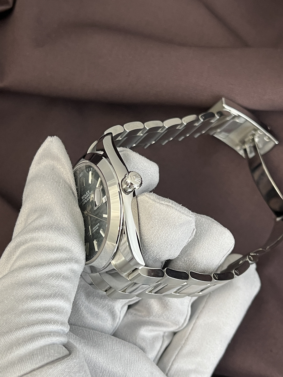 Часы Rolex  Datejust 41Mm Mint Green Motif Dial Stainless Steel  126300-0022