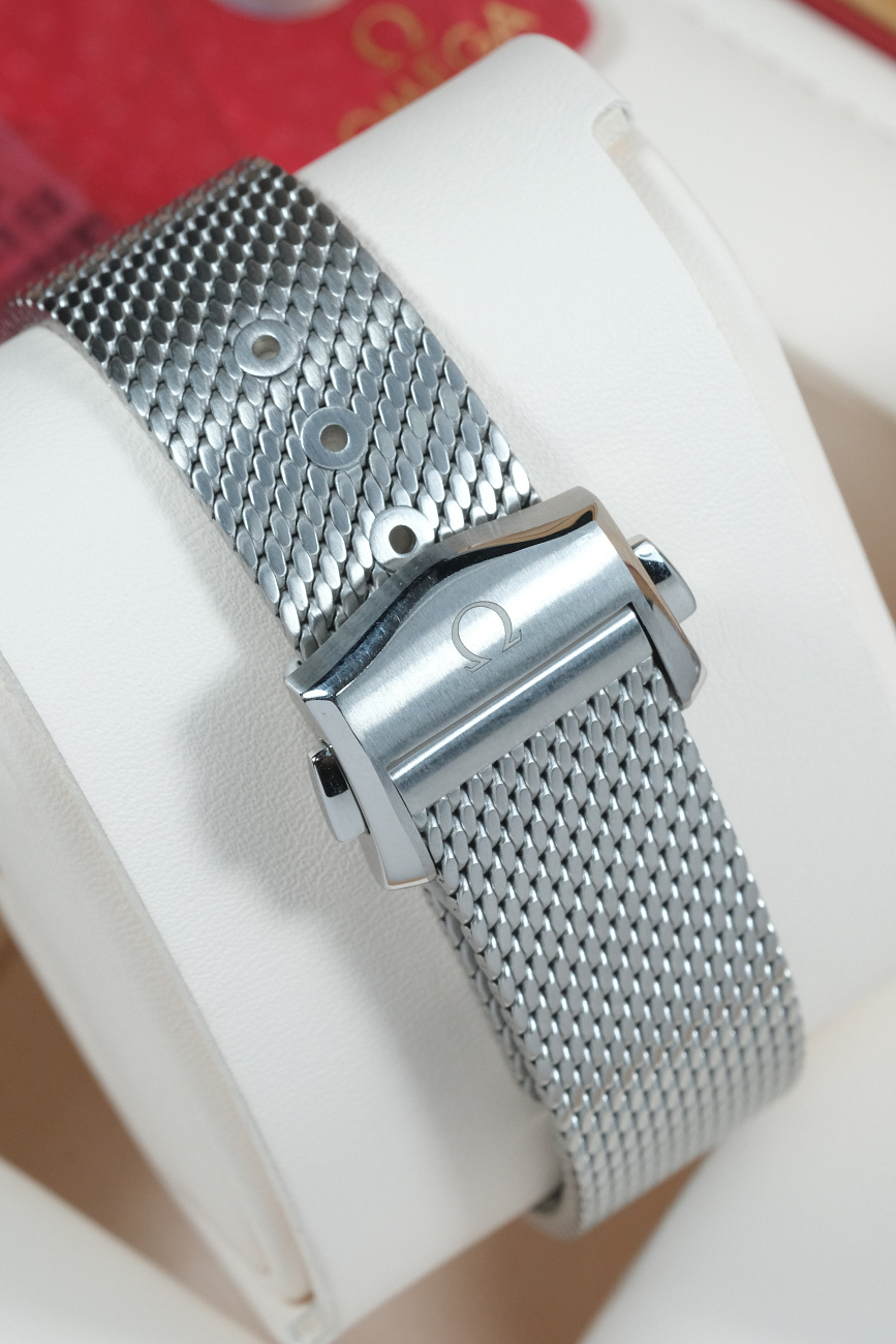 Часы Omega  Seamaster James Bond 60Th Anniversary  210.30.42.20.03.002