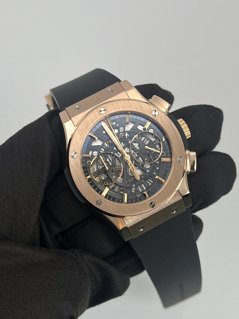 Часы Hublot  Classic Fusion Aerofusion King Gold  525.OX.0180.LR