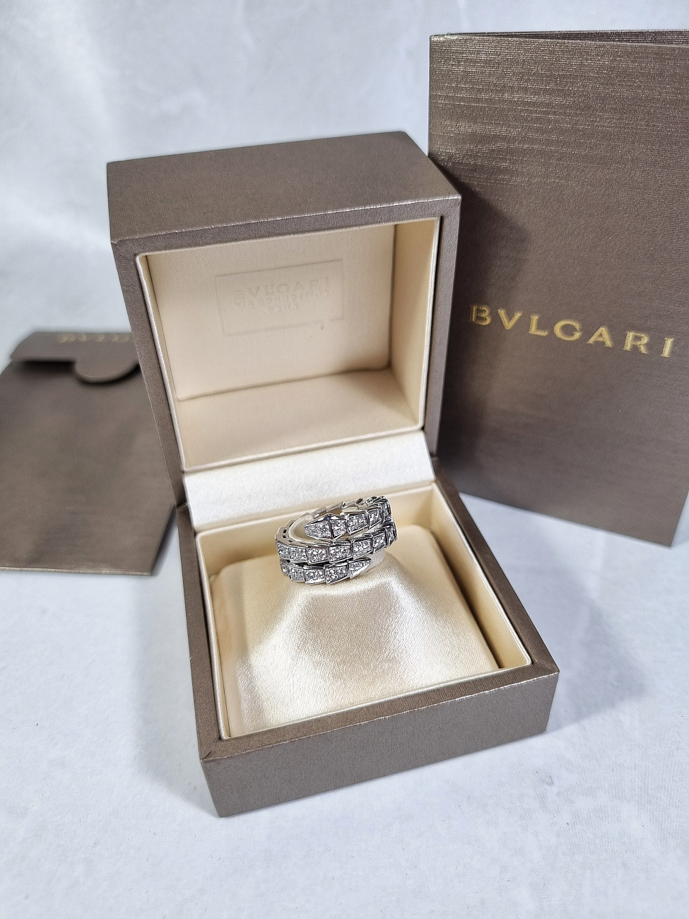 Украшение Bvlgari  Serpenti Viper Ring  357259 