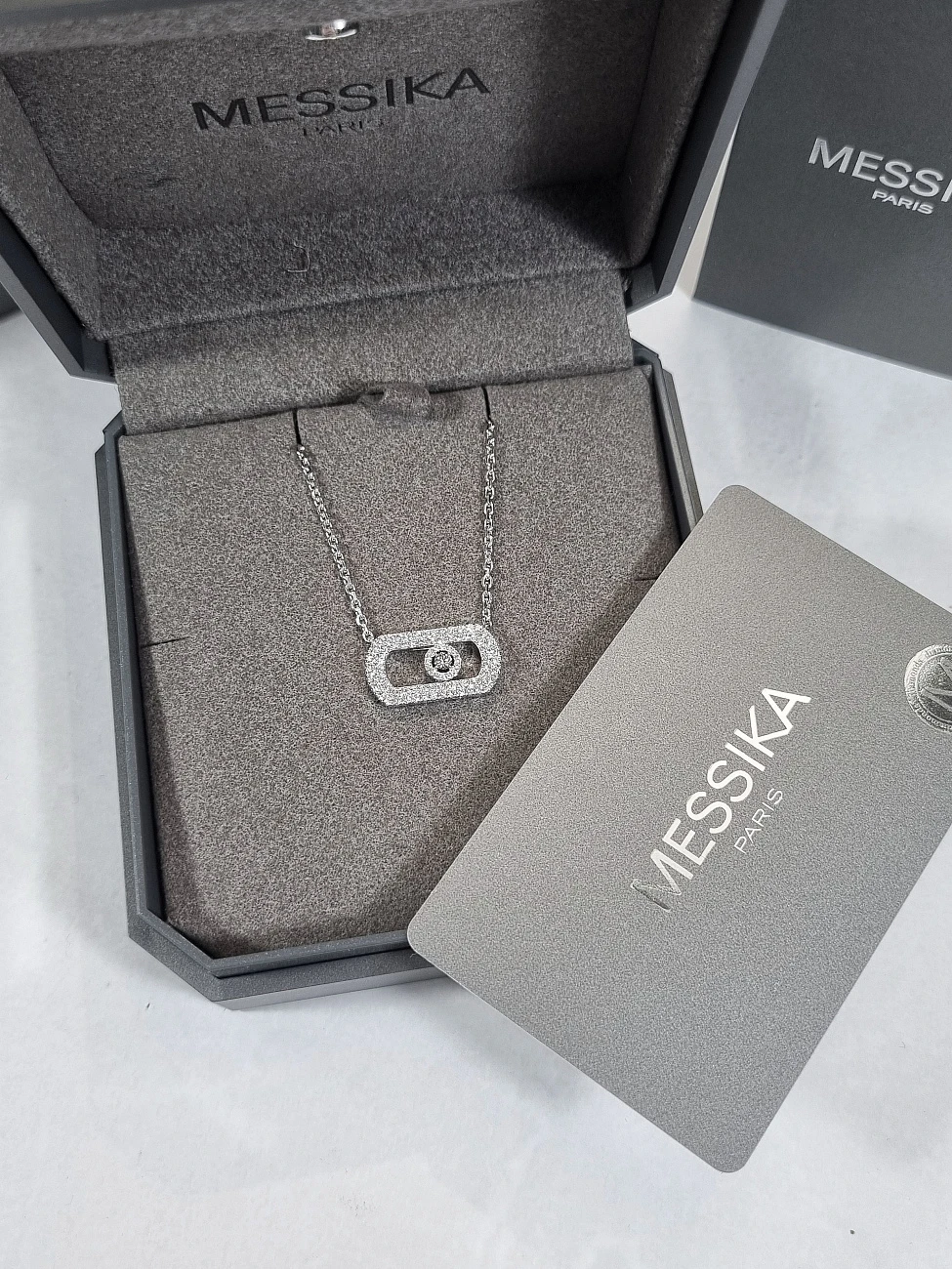 Украшение Messika  So Move Pavé Necklace  So Move Pavé-Set Necklace 12945-WG 