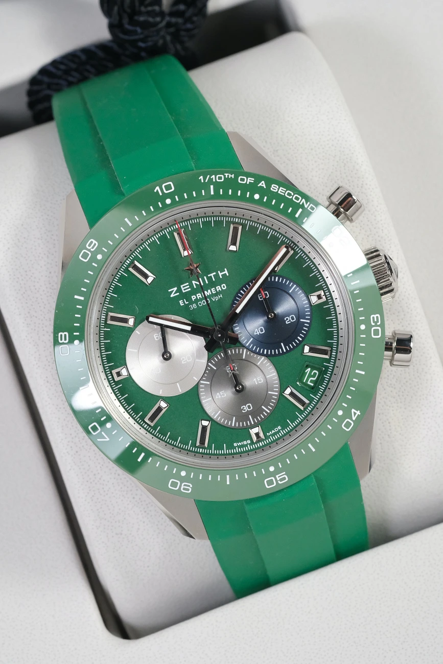 Часы Zenith  Chronomaster El Primero Sport Green Rubber  03.3119.3600/56.R952