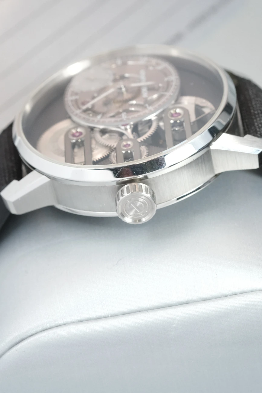 Часы ARMIN STROM  Gravity Equal Force Ultimate Sapphire By Kari Voutilainen  ST21-GEF.SA